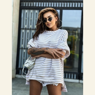Bluza oversize z muchą Me Gusta - śmietankowa paski