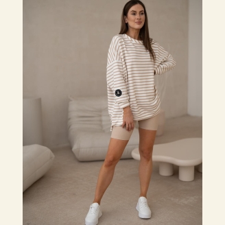 Bluza oversize z muchą Me Gusta - śmietankowa paski